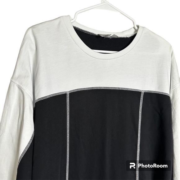 ASOS DESIGN Colorblock Sweatshirt - Picture 3 of 7